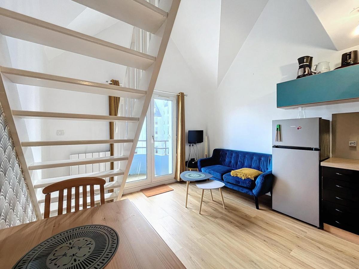 BREST : A louer agréable appartement T1 bis à BREST en location meublée