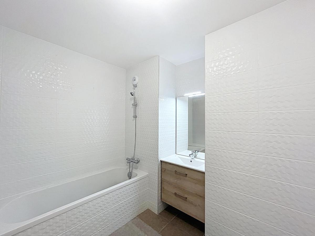 BREST : Agréable appartement T3 neuf avec balcon terrasse et parking privatif