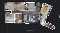 LOPERHET : Maison de plain pied T7 et un T2 indépendant avec un grand garage et un atelier au coeur du bourg