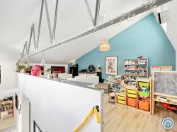 BREST : atypique appartement T6 bis industriel avec garage
