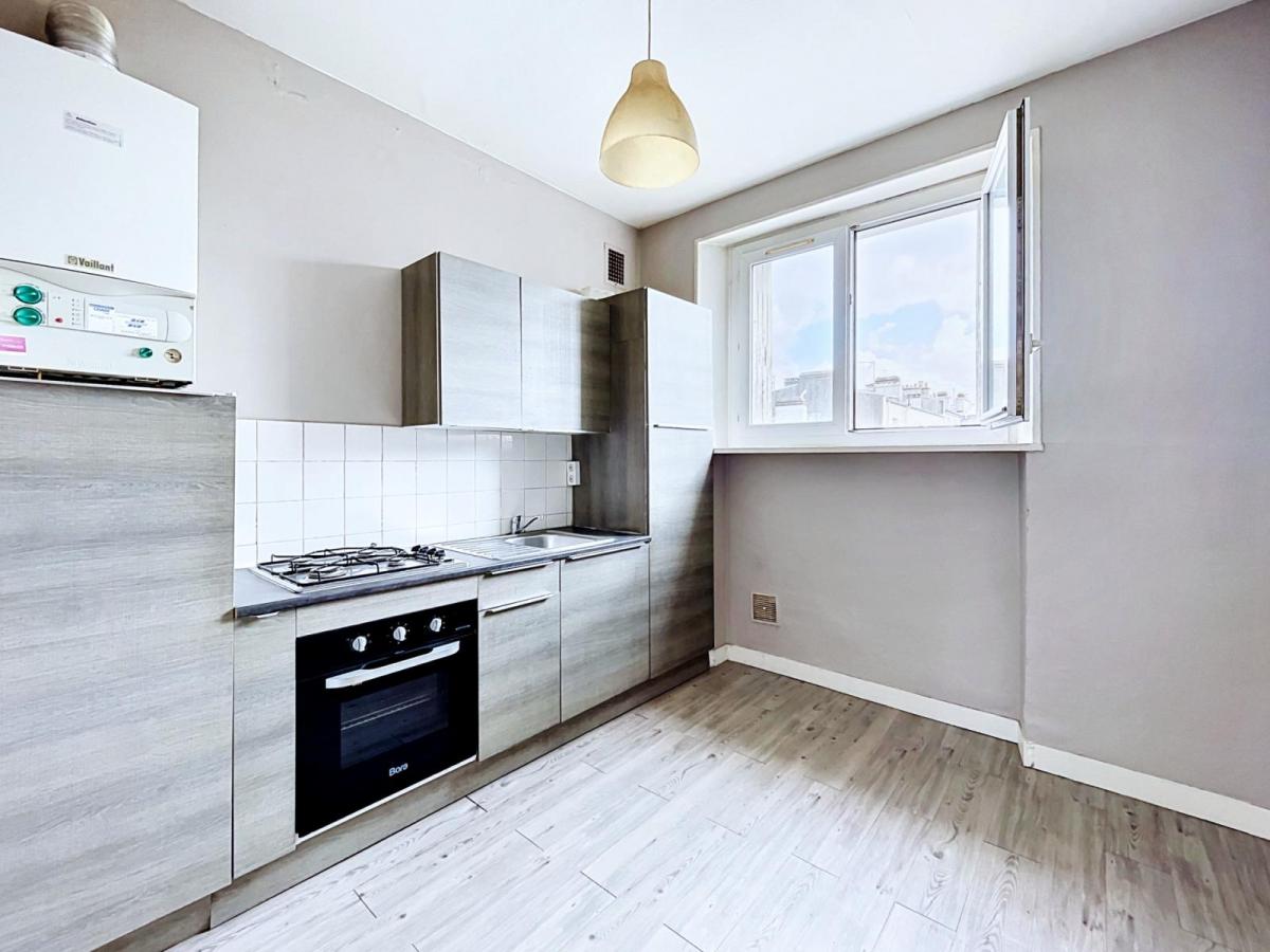 HYPER CENTRE BREST: À LOUER APPARTEMENT T2 FONCTIONNEL