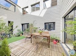 BREST : atypique appartement T6 bis industriel avec garage