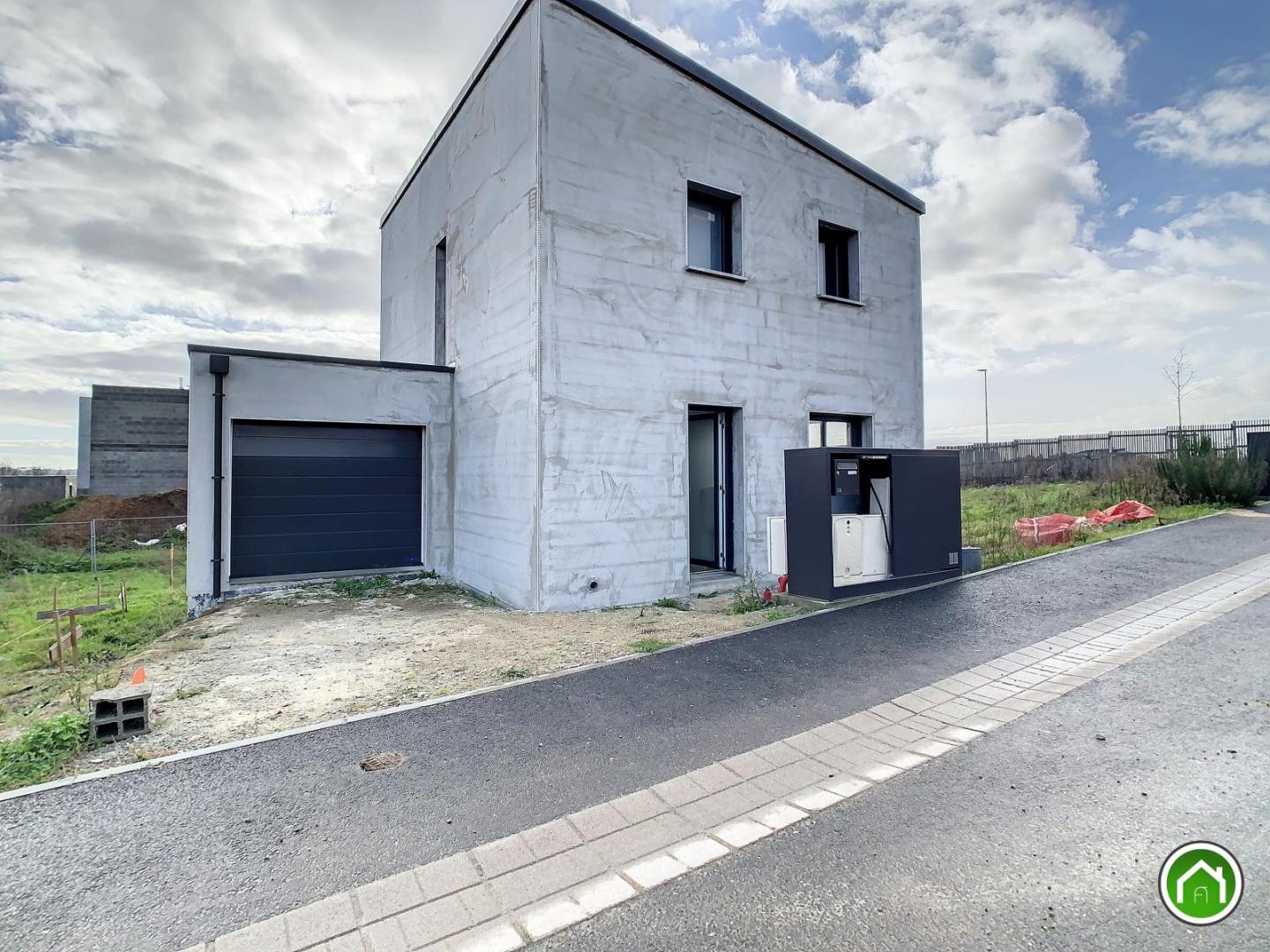 BREST SAINT ANNE DU PORTZIC : Maison T5 de 83m2 en cours de construction