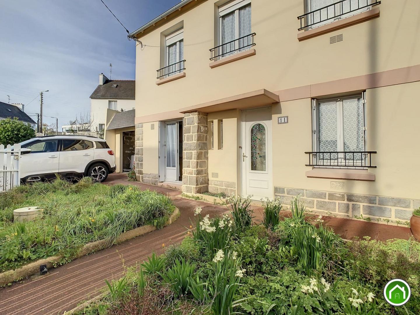  BREST SAINT MARC : JOLIE MAISON PROCHE MOULIN BLANC À RENOVER