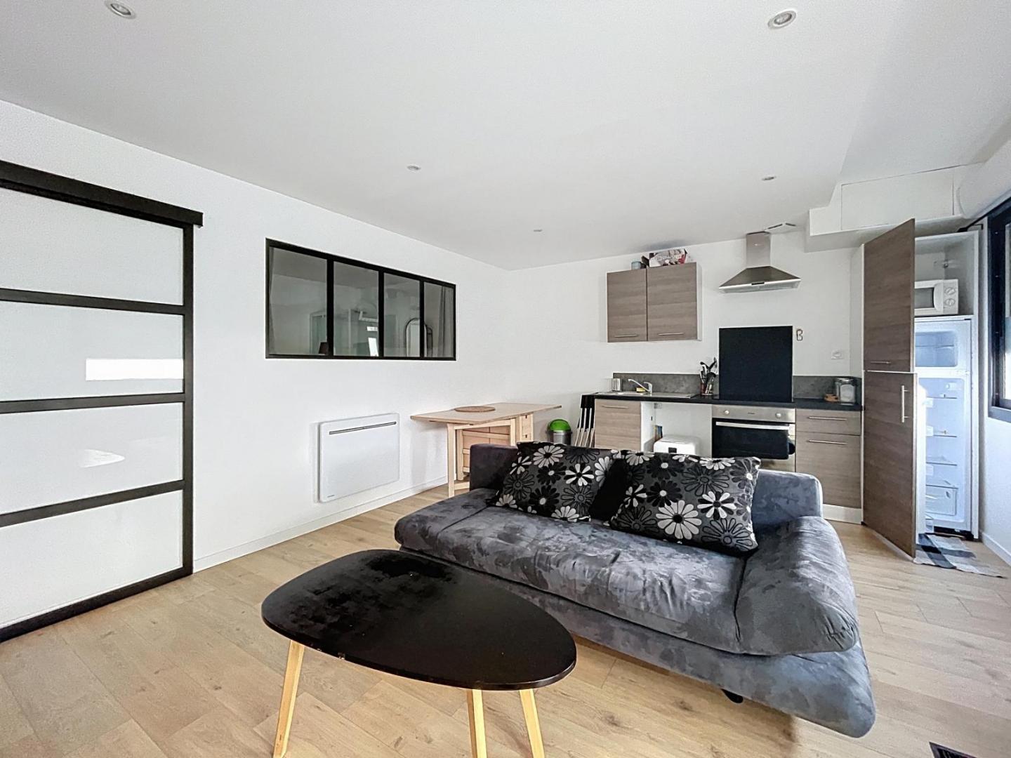 BREST : A LOUER JOLI APPARTEMENT T2 MEUBLÉ DE 36M²