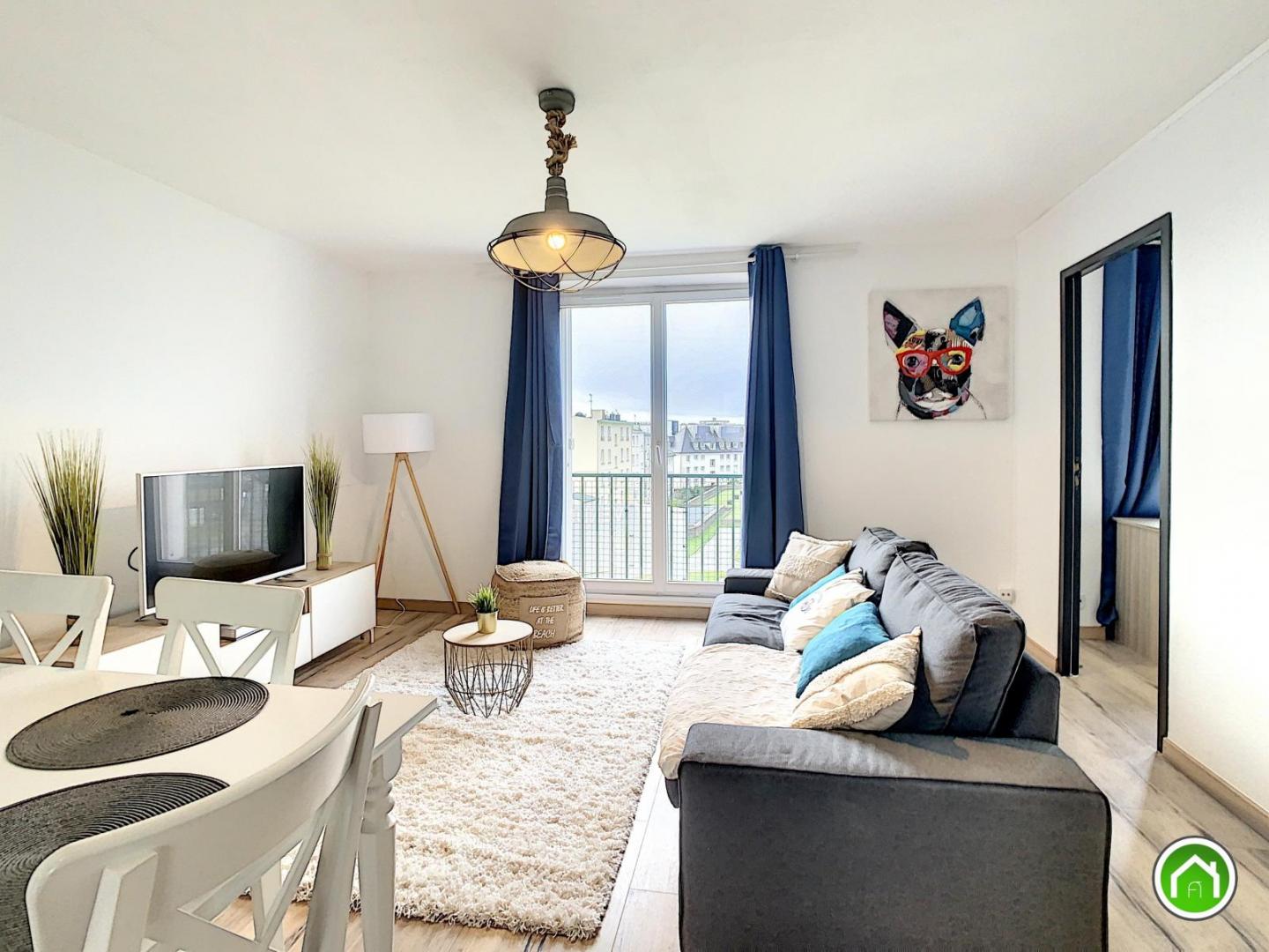  BREST : au dernier étage et sans vis-à-vis, joli appartement t4 