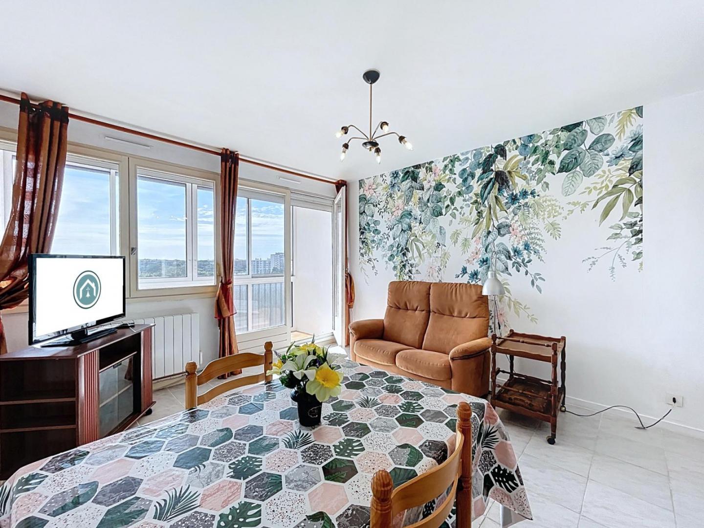 BREST: A LOUER LUMINEUX APPARTEMENT T3 DE 67M² EN MEUBLÉ