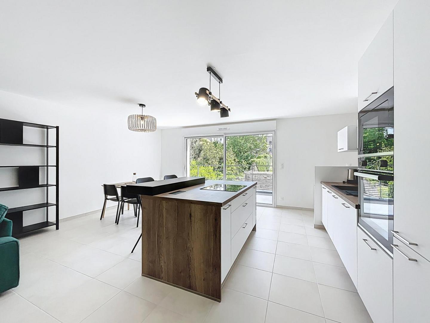 BREST : Agréable appartement T3 neuf avec balcon terrasse et garage privatif