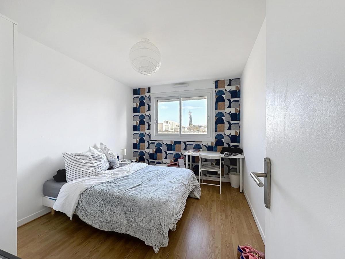 BEL APPARTEMENT T4 AVEC TRIPLE EXPOSITION ET GRAND BALCON