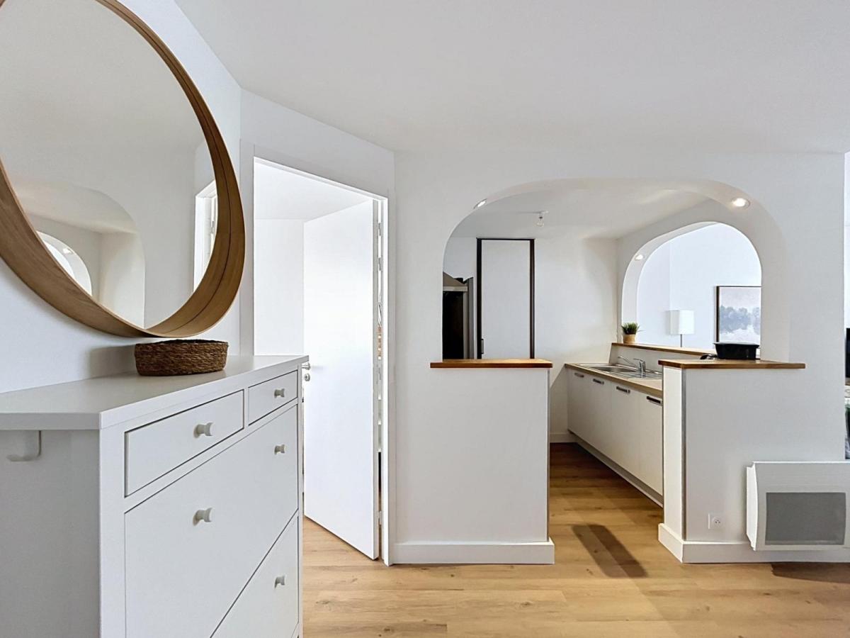HYPER-CENTRE: À LOUER BEL APPARTEMENT MEUBLÉ T4 DE 54M²