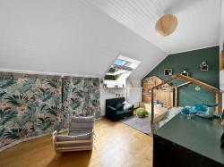 BREST : charmante maison non mitoyenne avec garage sous-sol, pergola et jardin clos