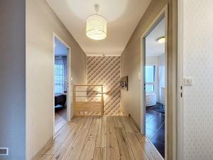 LE RELECQ-KERHUON: BELLE MAISON COMTEMPORAINE DE130m², 4 CHAMBRES