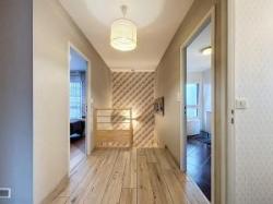 LE RELECQ-KERHUON: BELLE MAISON COMTEMPORAINE DE130m², 4 CHAMBRES