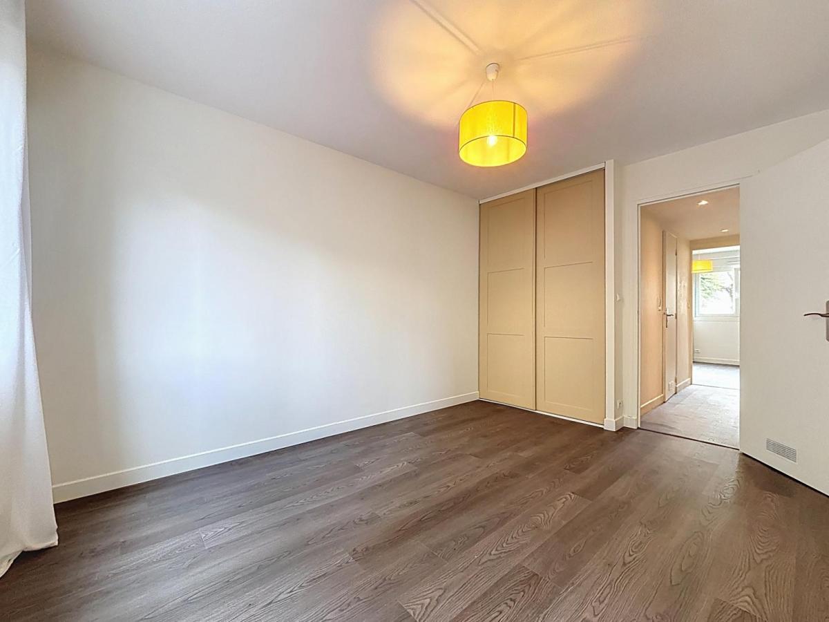 BREST: A LOUER APPARTEMENT 80M², AVEC GARAGE ET JARDINET EN VIDE
