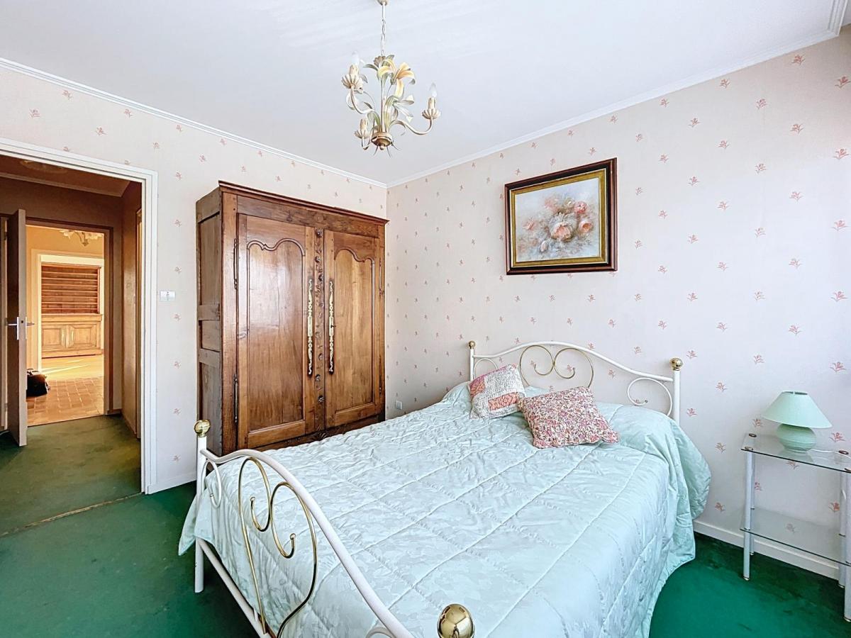 BREST : CHARMANT APPARTEMENT T5 AVEC BALCON EN IMPASSE