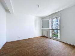 BREST : charmant appartement T3 neuf avec balcon terrasse et parking privatif