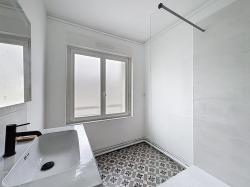 BREST: À LOUER CHARMANT APPARTEMENT MEUBLÉ