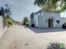 Gouesnou : Jolie propriété familiale de 130m²  avec beau jardin arboré