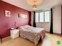  Brest Centre : Bel appartement T5 avec double séjour et place de parking