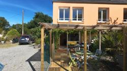 LA FOREST-LANDERNEAU: Ravissante propriété au bord de l’eau sur 1900 m² avec T2 indépendant – VENTE EN VIAGER