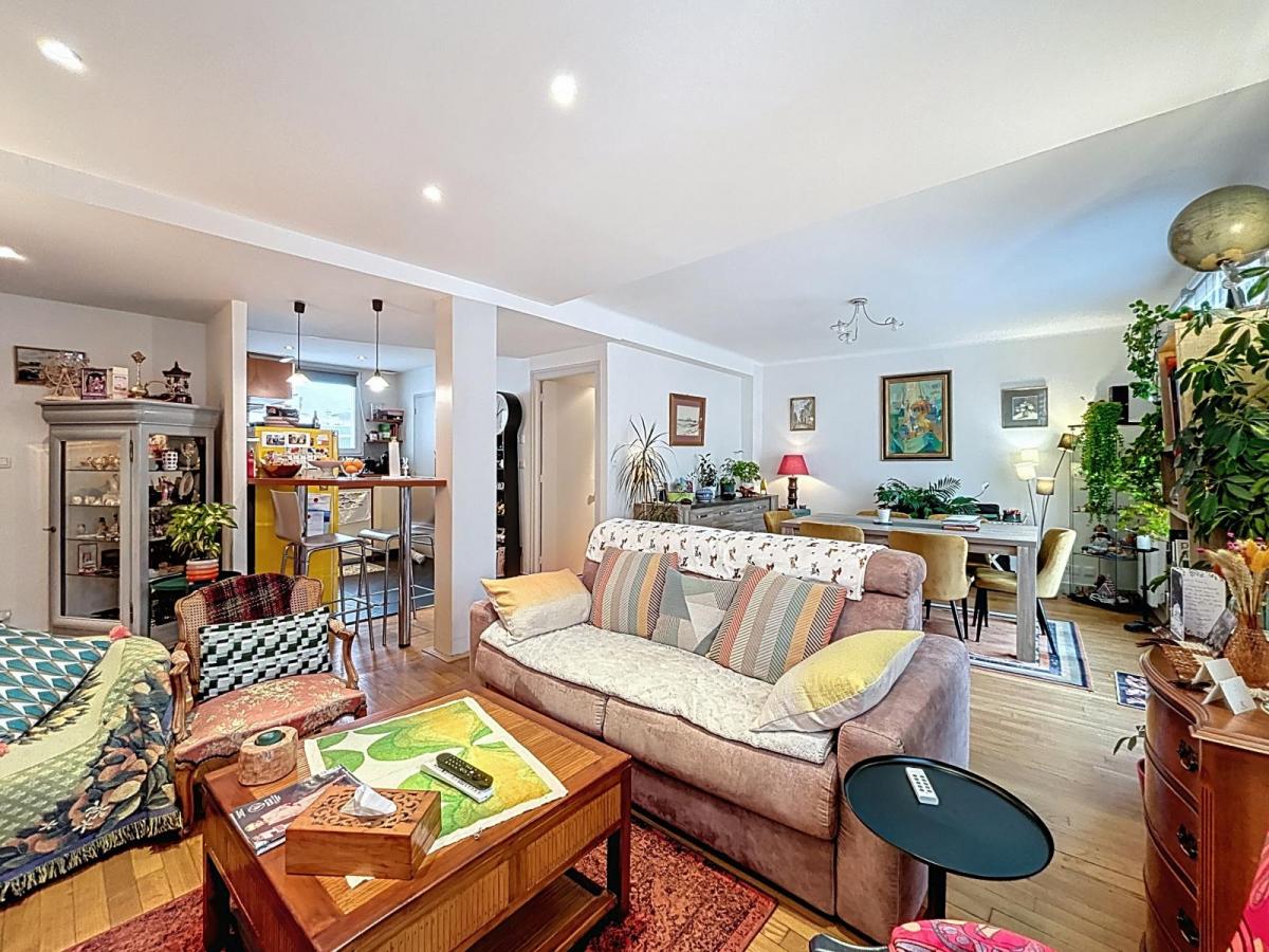 BREST HYPER CENTRE : CHARMANT APPARTEMENT T4 DE 84 m² AVEC PARKING DE COPROPRIÉTÉ