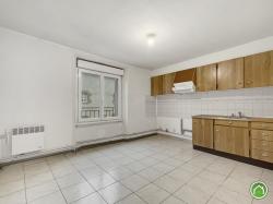 GOUESNOU : agréable appartement de 70m² au premier étage d'un petit immeuble