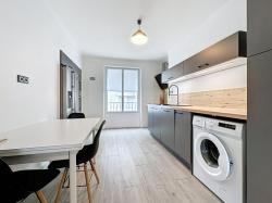 CENTRE-VILLE : ravissant appartement de 79m² avec deux chambres et garage