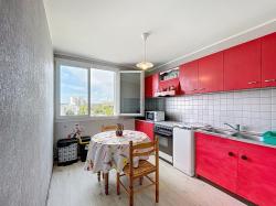 BREST: A LOUER LUMINEUX APPARTEMENT T3 DE 67M² EN MEUBLÉ