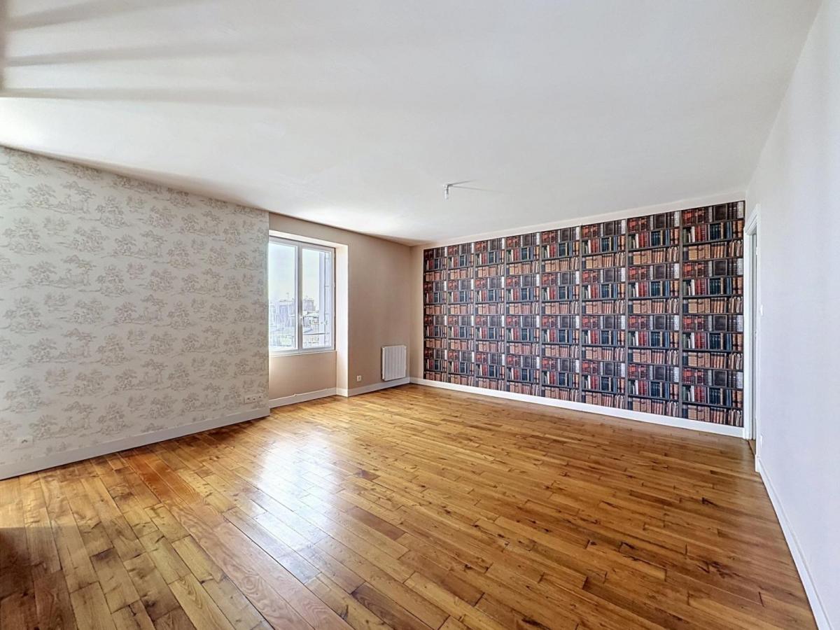 BREST: À LOUER APPARTEMENT T3 FONCTIONNEL