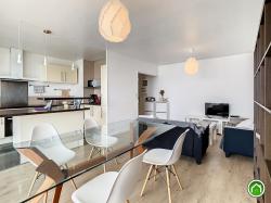 BREST : Bel appartement de 98m² avec 4 chambres, balcon et place de parking 