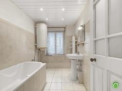 GOUESNOU : agréable appartement de 70m² au premier étage d'un petit immeuble