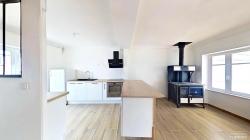 BREST ST PIERRE : MAISON DE VILLE RENOVE AU GOÛT DU JOUR