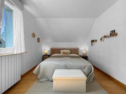 BREST : charmante maison non mitoyenne avec garage sous-sol, pergola et jardin clos