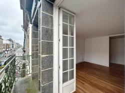 BREST HYPER CENTRE : Charmant appartement T5 de 105m2 dans un immeuble bourgeois