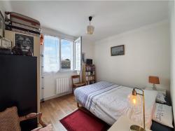 BREST HYPER CENTRE : CHARMANT APPARTEMENT T4 DE 84 m² AVEC PARKING DE COPROPRIÉTÉ