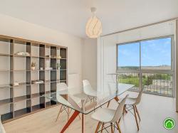 BREST : Bel appartement de 98m² avec 4 chambres, balcon et place de parking 