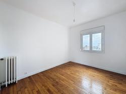 HYPER CENTRE BREST : A LOUER  AGRÉABLE APPARTEMENT DE 2 CHAMBRES AVEC VUE DÉGAGÉE