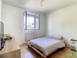 BREST CENTRE : Charmant appartement T3/4 de 78m2 avec grande pièce de vie 2 chambres et balcon 
