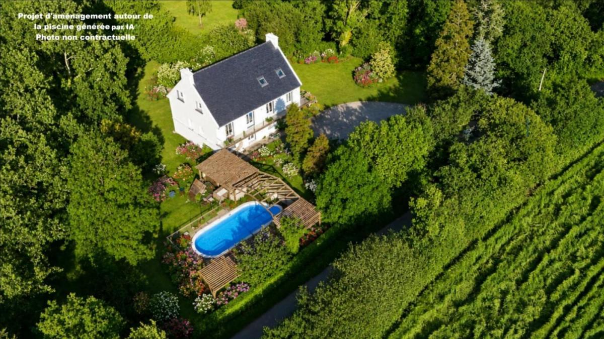 GUILERS : PROPRIÉTÉ AVEC MAISON T7 ET GRAND T2 AU RDC SUR UN TERRAIN DE 10390 M2 AU CALME