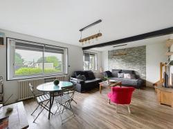 PLOUDALMEZEAU : BELLE MAISON T7 SUR SOUS SOL COMPLET AVEC DOUBLE SÉJOUR, 5 CHAMBRES