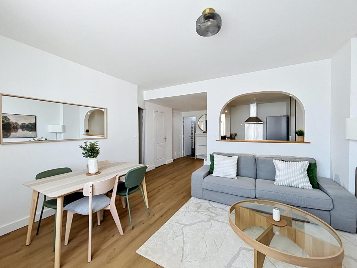 HYPER-CENTRE: À LOUER BEL APPARTEMENT MEUBLÉ T4 DE 54M²