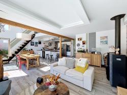 GUILERS : Maison aux lignes contemporaines de 2018 à tendance passive