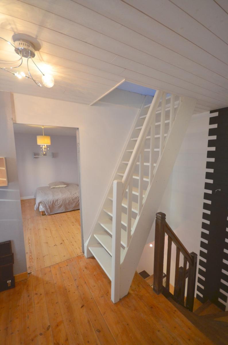 KERUSCUN : ravissante maison années 30 avec deux chambres et jardin clos
