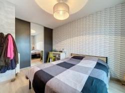 LE RELECQ-KERHUON: BELLE MAISON COMTEMPORAINE DE130m², 4 CHAMBRES