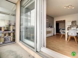 BREST: bel appartement avec veranda et balcons en excellent état