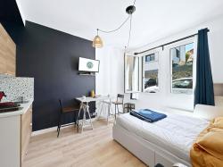 BREST : À louer studio récent, meublé de 18 m² avec parking privatif