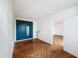 BREST KERICHEN : Bel appartement T5 de 98m2 au dernier étage avec parking privé