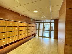 BEL APPARTEMENT T4 AVEC TRIPLE EXPOSITION ET GRAND BALCON