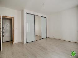 BREST HYPER CENTRE : Charmant appartement T2 62m² chambre avec dressing 