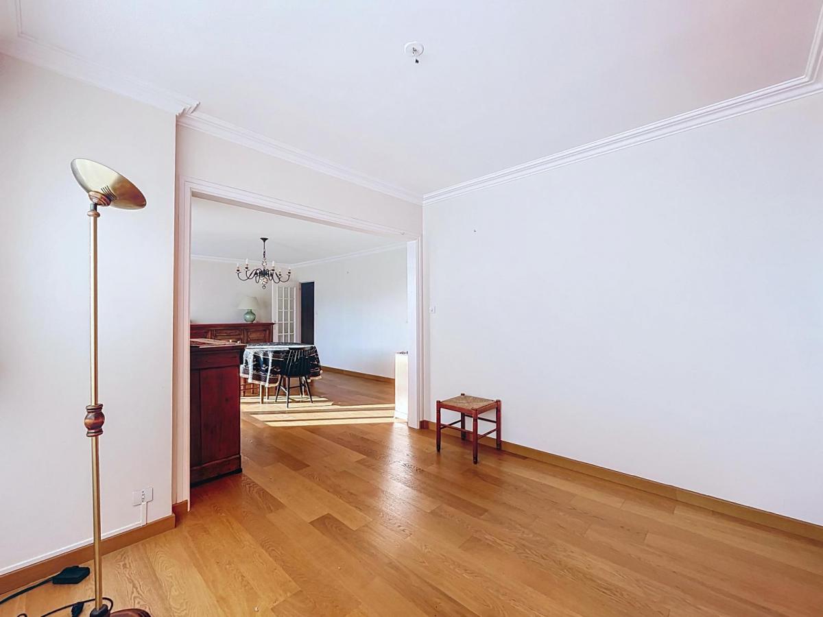 BREST : CHARMANT APPARTEMENT T5 AVEC BALCON EN IMPASSE